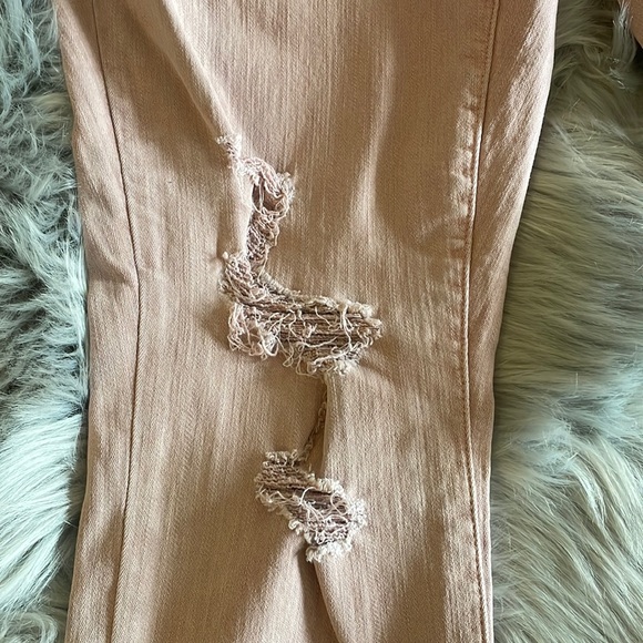 Universal Thread Ladies size 8/29 Regular High Rise Skinny Jegging in Pink - Picture 11 of 17